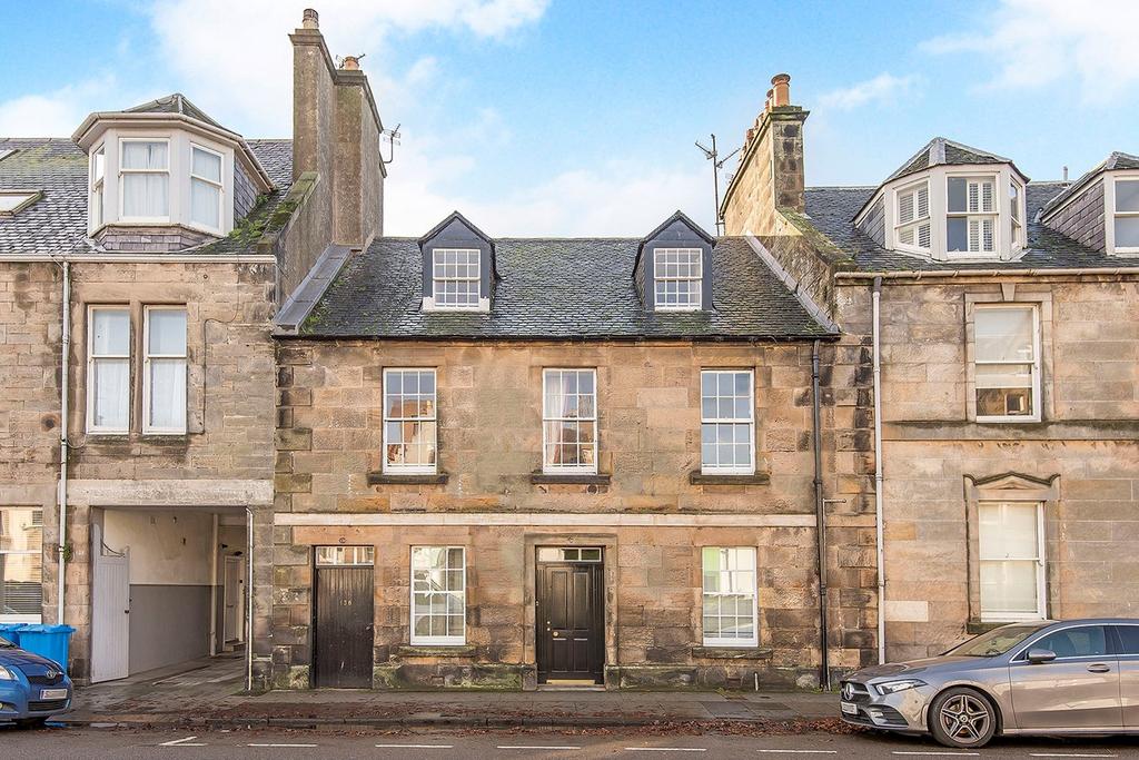 North Street, St Andrews, KY16 5 bed apartment £750,000