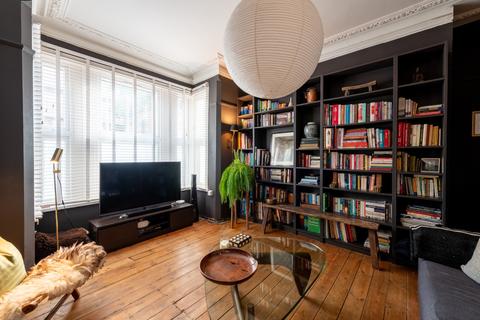 48a Francis Road, London, E10 6PP