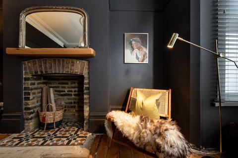 48a Francis Road, London, E10 6PP