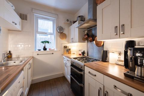 48a Francis Road, London, E10 6PP