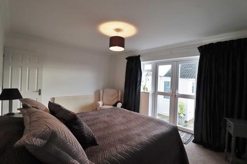 8 Brunel Close, Weston-super-mare, BS24 9JB
