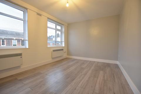 2 bedroom flat to rent, Passey Place, Eltham, SE9