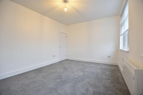 2 bedroom flat to rent, Passey Place, Eltham, SE9