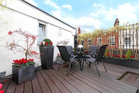 2 bedroom apartment to rent, The Mount, London, NW3