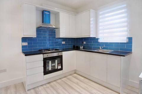 3 bedroom flat to rent, Llanover Road, North Wembley HA9