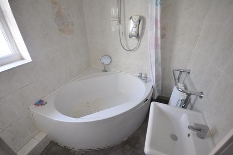 12 Orchard Lane, Moorends, Doncaster, DN8 4PX