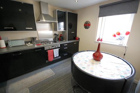 2 bedroom flat to rent - Urquhart Court, City Centre, Aberdeen, AB24