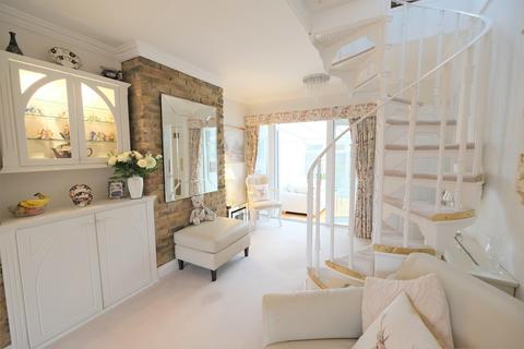 35 Chelsfield Lane, Orpington, BR5 4HG
