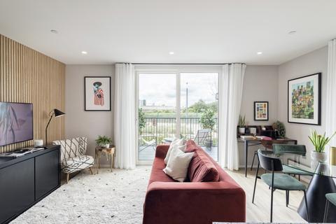 2 bedroom apartment for sale, Leven Road, East London, Poplar, E14, London