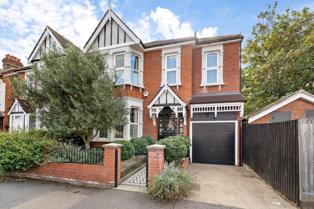 Woodlands Avenue, Aldersbrook 5 bed semidetached house for sale £1,350,000