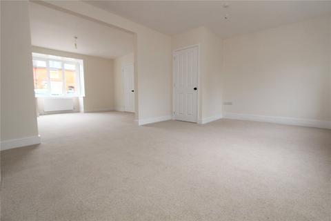 3 bedroom terraced house to rent, Rushes Road, Petersfield, Hampshire, GU32