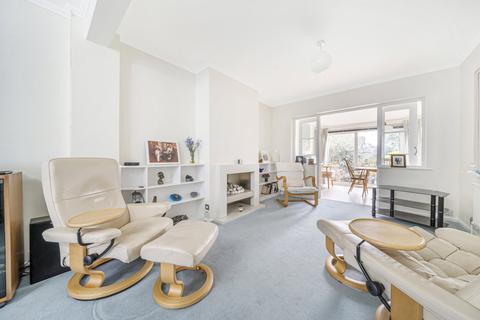 20 Gilmore Crescent, Ashford, TW15 2DB