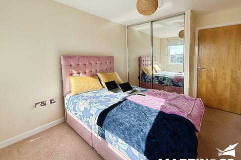 undefined, Wells Crescent, City Centre