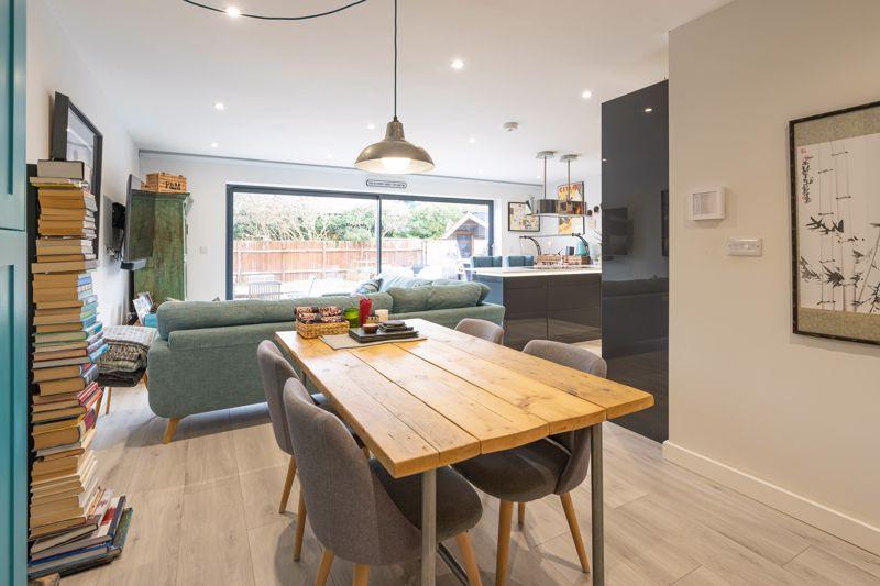 Galley Field, Abingdon 4 bed detached house £750,000