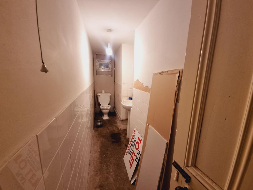 69 West Gate Basement WC
