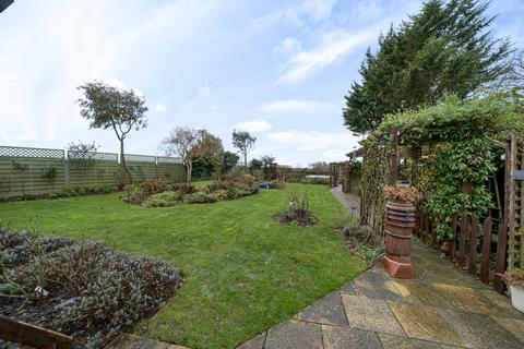 3 Deadmans Cross, Shefford, SG17 5QQ