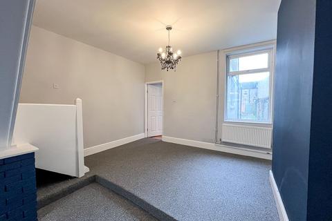 undefined, Heneage Road, Grimsby