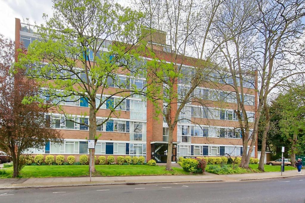 Burton Lodge, 15 Portinscale Road, Putney, SW15 2 bed flat for sale - £ ...