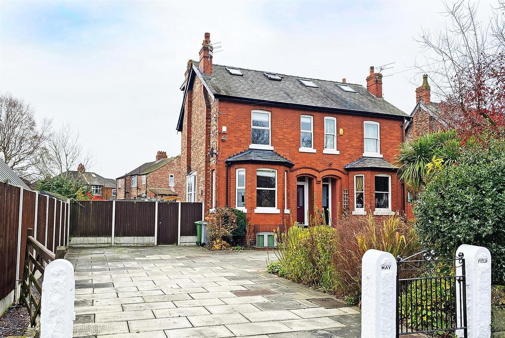 Navigation Road, Altrincham 4 bed semidetached house £770,000