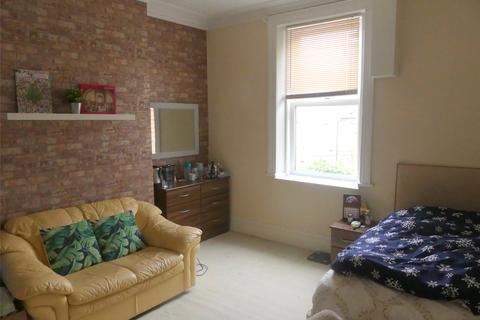 6 bedroom terraced house for sale - Wingrove Road, Fenham, Newcastle Upon Tyne, NE4