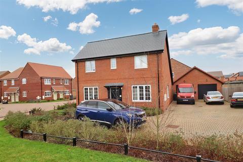4 bedroom detached house for sale - Hurrell Close, Halstead