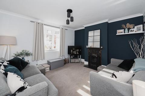 7 Wyeths Road, Epsom, KT17 4EB
