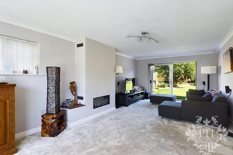 35 Grey Towers Drive, Nunthorpe, Middlesbrough, TS7 0LT