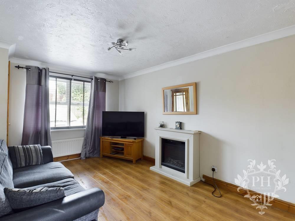 Snowden Street, Eston, Middlesbrough 2 bed end of terrace house for