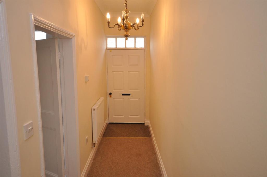 Pendicke Street, Southam 2 bed semidetached house £950 pcm (£219 pw)