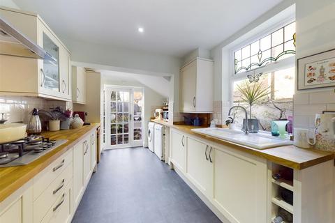 22 Cliffe Road, South Croydon, CR2 6PQ