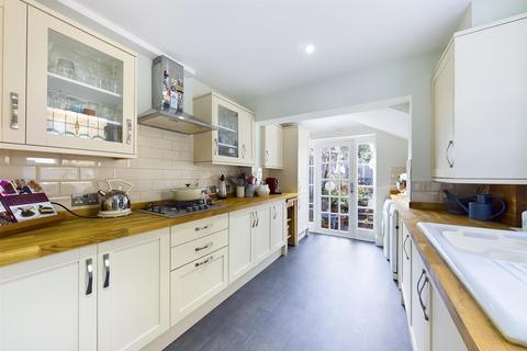 22 Cliffe Road, South Croydon, CR2 6PQ