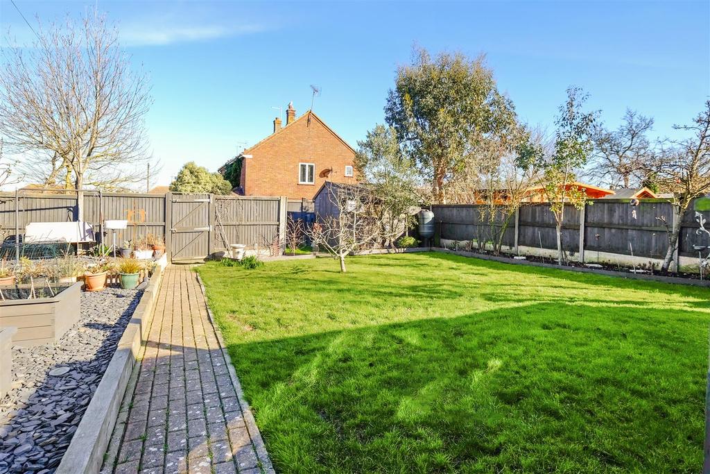 Saddleton Road, Whitstable 3 bed detached bungalow for sale £479,950