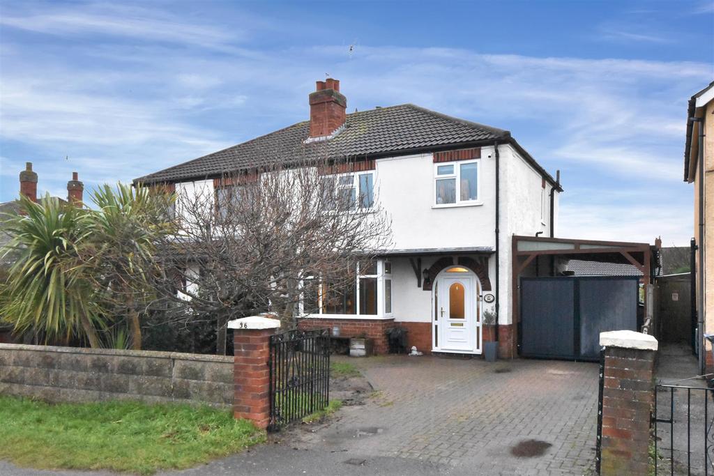 Long Lane, Farndon, Newark 3 bed semidetached house £275,000