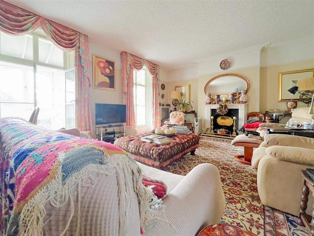 Sitting Room 1 .jpg
