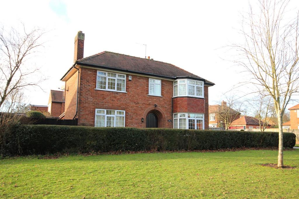 The Leases, Beverley 3 bed detached house £535,000