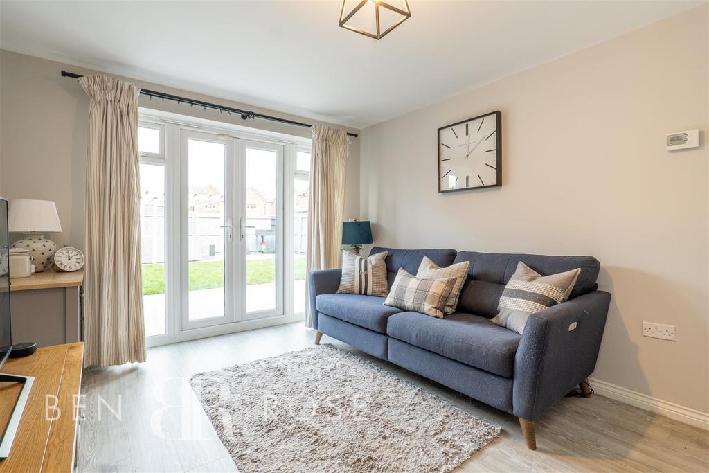 Atlantean Drive, Leyland 3 bed detached house £250,000