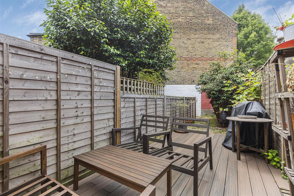 James anderson-fff  37 bendemeer road-sw15  20 .jp