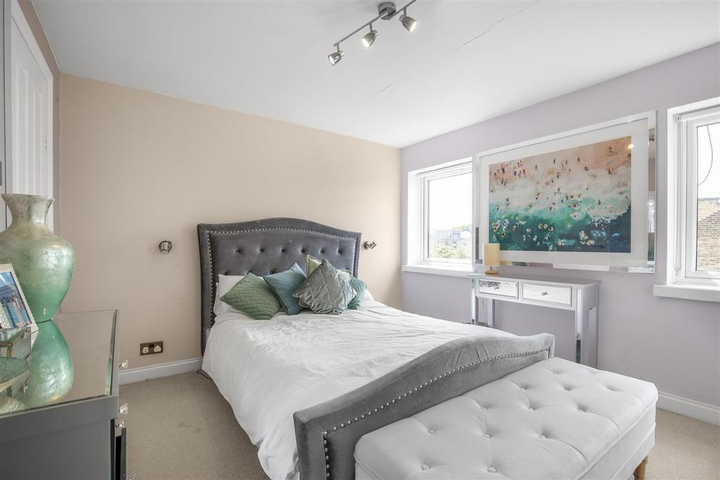 James anderson-fff  37 bendemeer road-sw15  3 .jpg