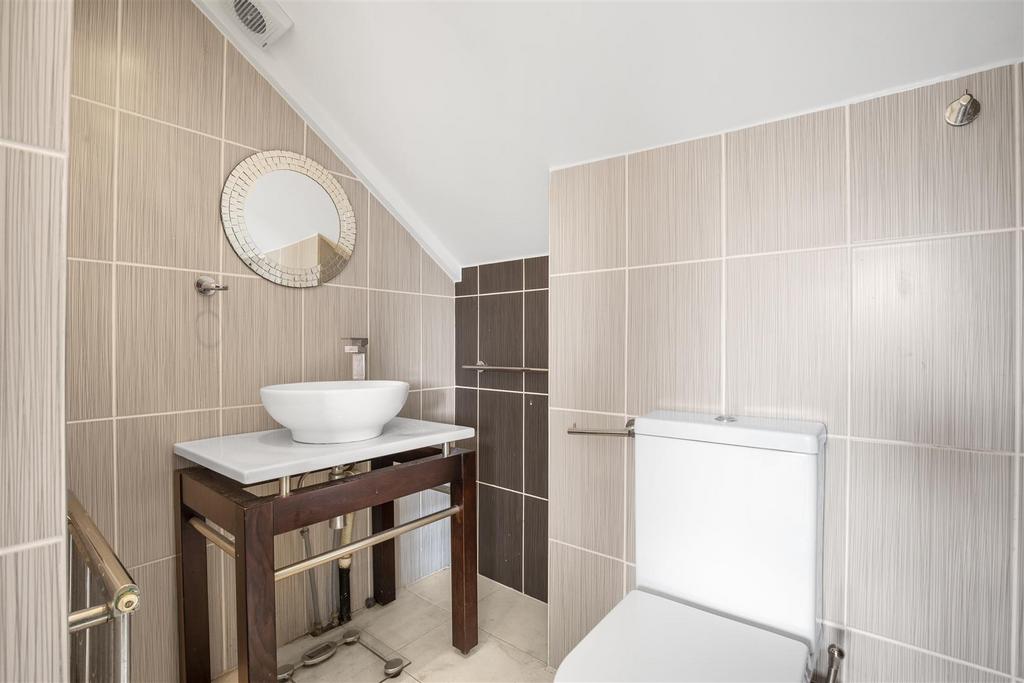 James anderson-fff  37 bendemeer road-sw15  5 .jpg