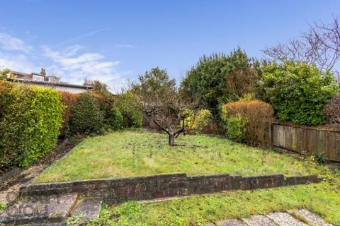 17 Charles Close, Hove, BN3 6WP