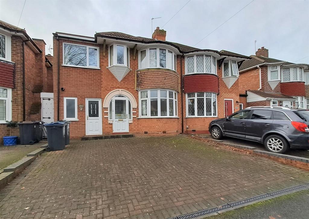 Benedon Road, Sheldon, Birmingham 3 bed semidetached house £240,000