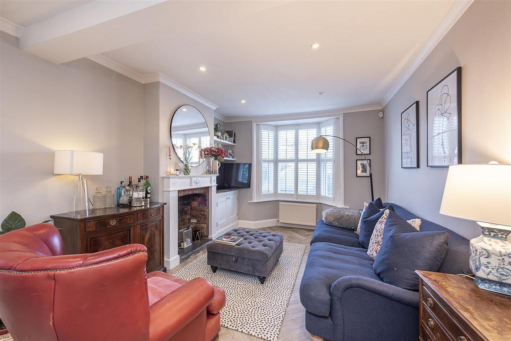 Cravells Road, Harpenden 4 bed end of terrace house £995,000