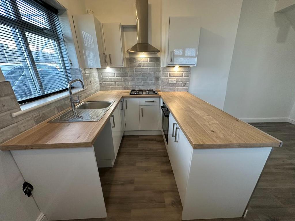 Locko Road, Lower Pilsley, Chesterfield 1 bed house £550 pcm (£127 pw)