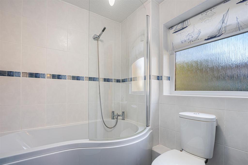 A18 - 18 Mount Boone Way Dartmouth - 221215.jpg