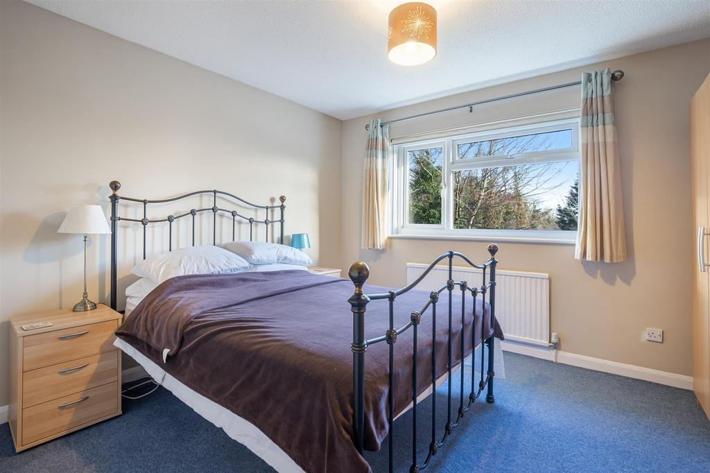 A15 - 18 Mount Boone Way Dartmouth - 221215.jpg