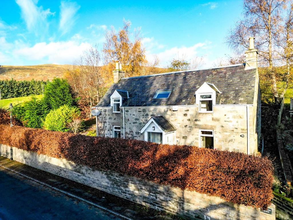 Laggan, Newtonmore 3 bed detached house £270,000