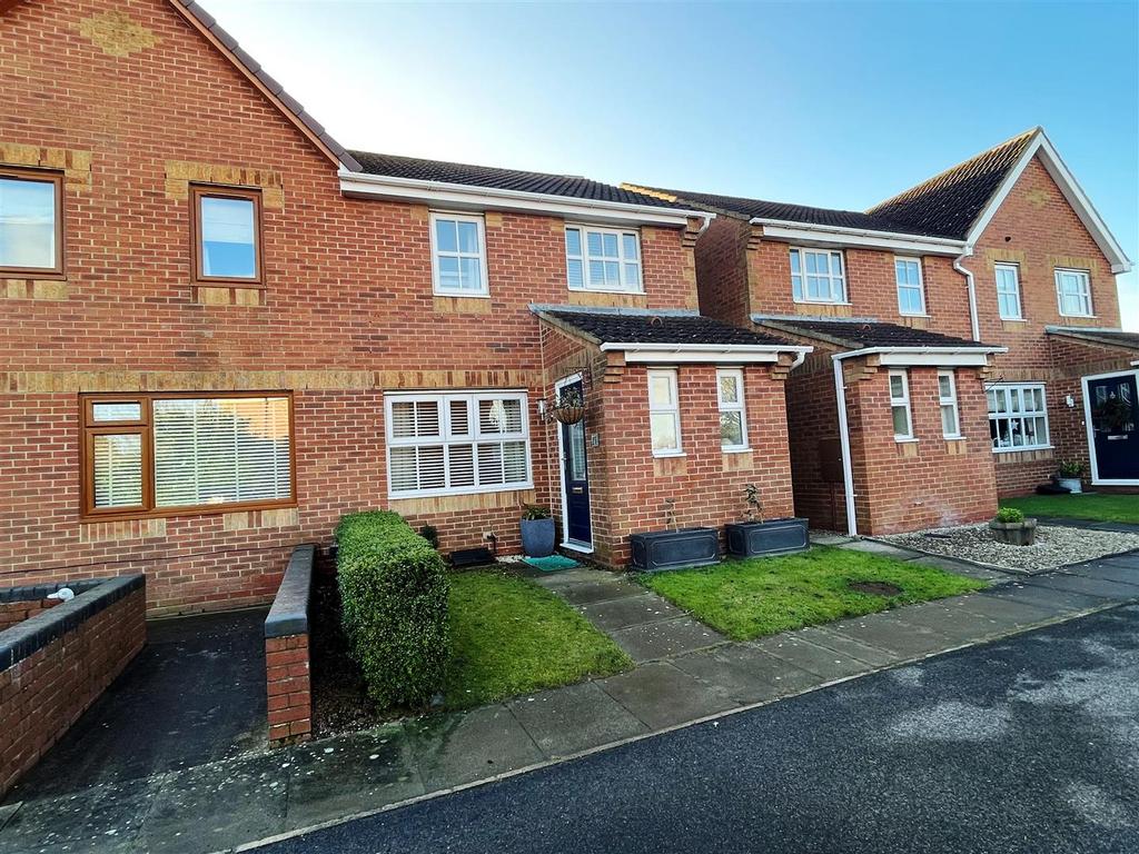 Chestnut Court, Toft Hill, Auckland 3 bed semidetached house