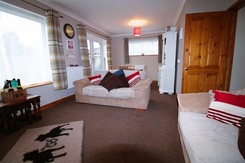 34 Grosvenor Road, Barton Seagrave, Kettering, NN15 6TF