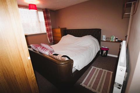 34 Grosvenor Road, Barton Seagrave, Kettering, NN15 6TF