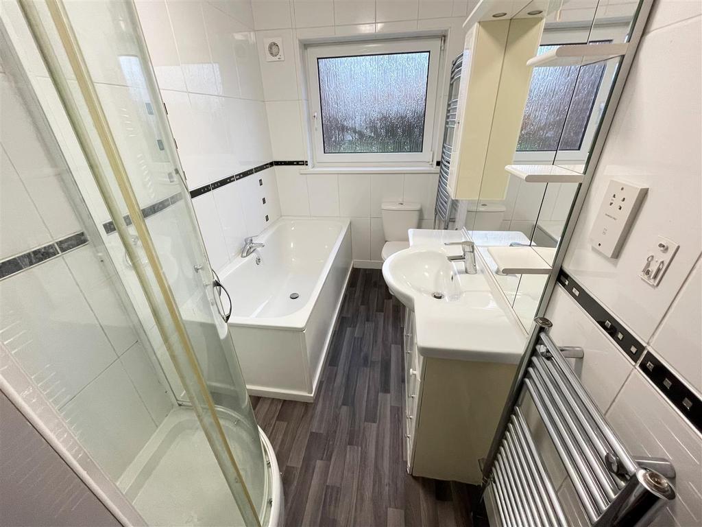 Ground floor bathroom